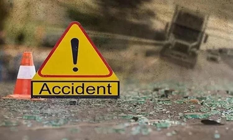 ছেলের জন্য মাদরাসায় ভাত নিয়ে যাওয়ার পথে বাসচাপায় বাবা নিহত